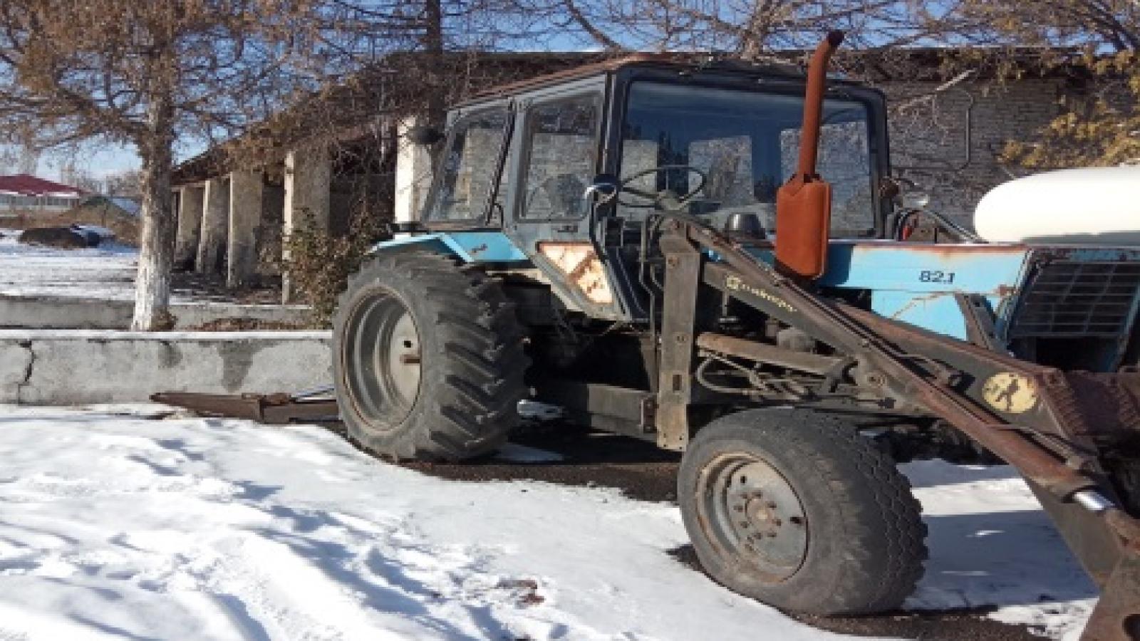 Погрузчик  экскаватор   ТО-49  