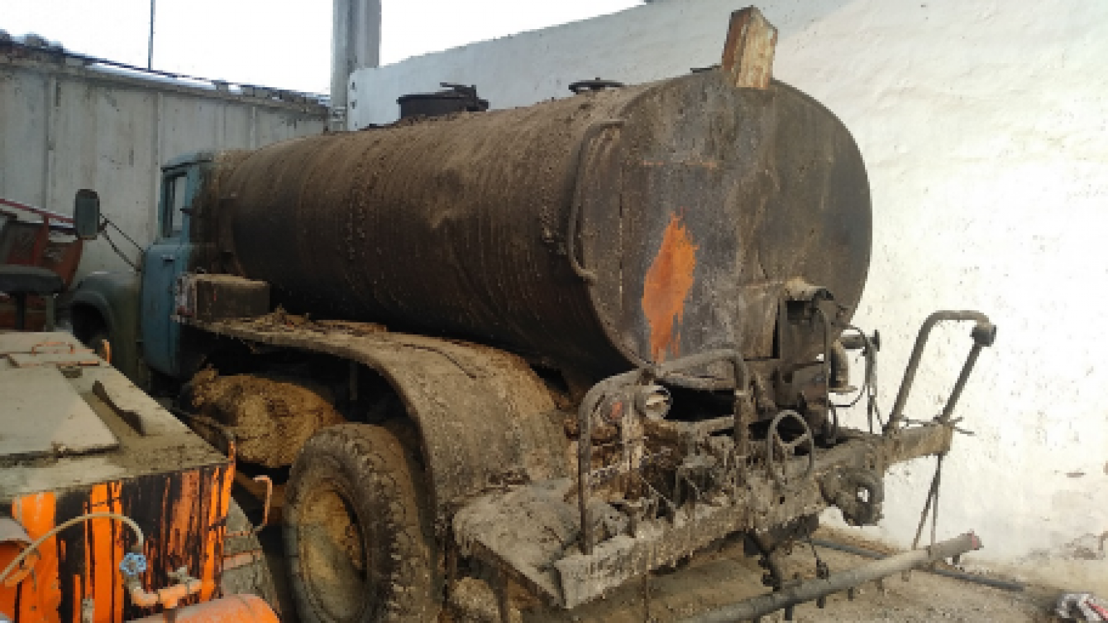 ЗИЛ 130 ДС-395 (Гудронатор)