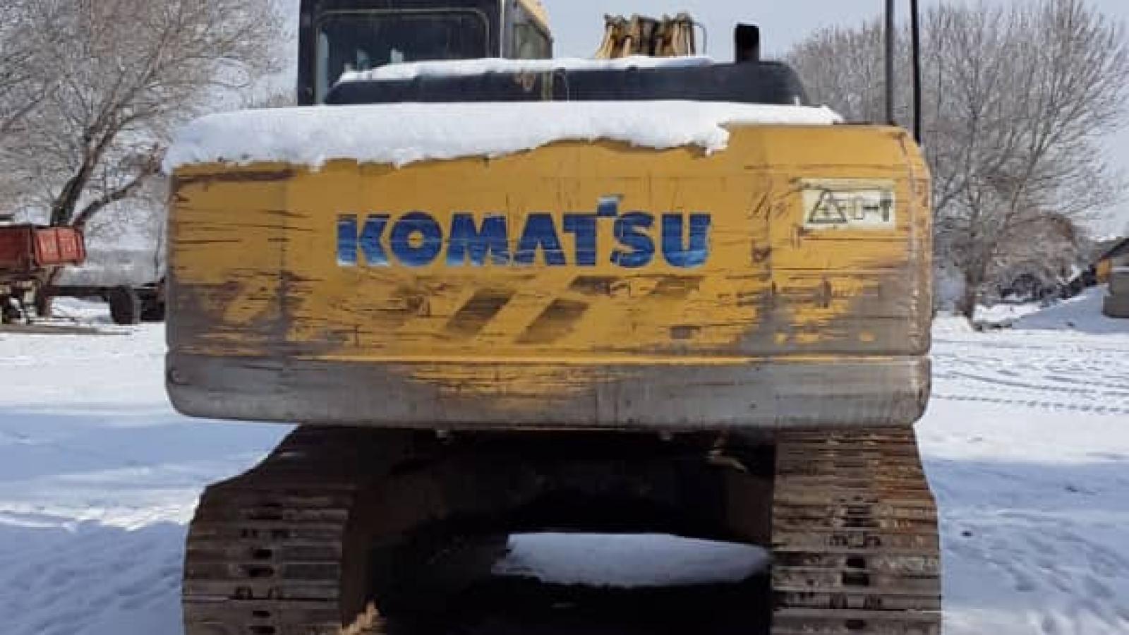 Komatsu PC-200-7                                                      