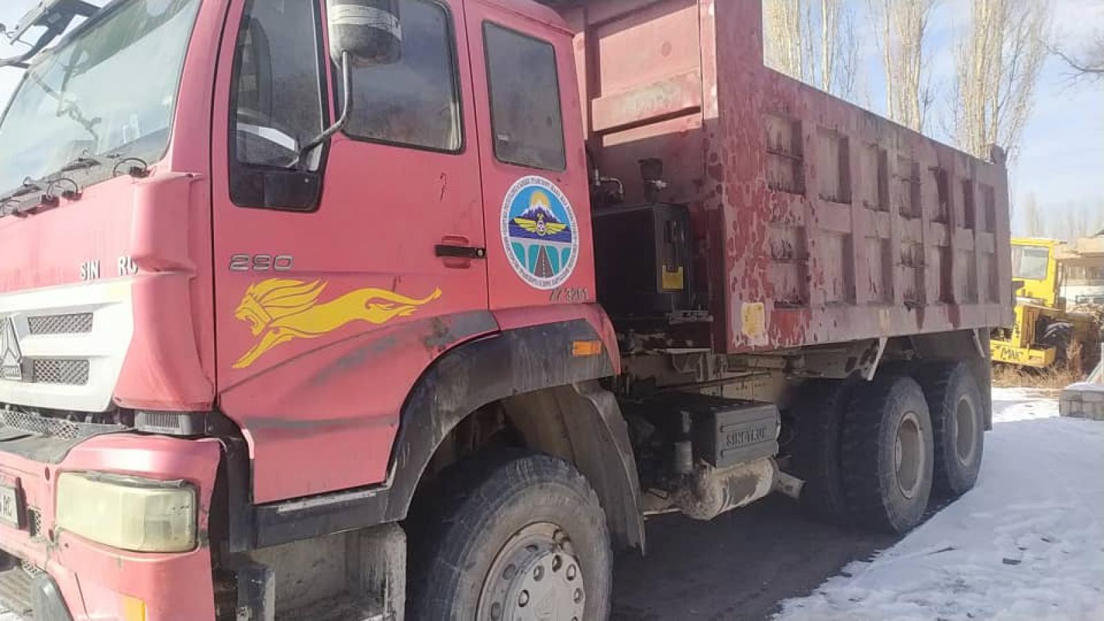 СИНОТРУК-290
