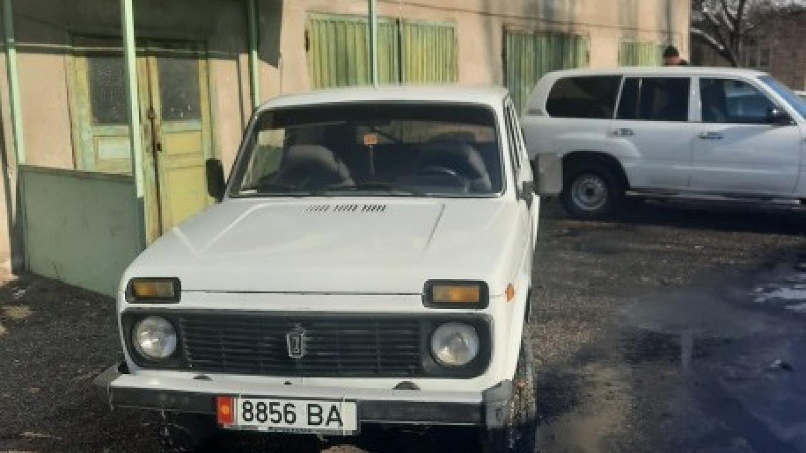 Автомашина ВАЗ-21213