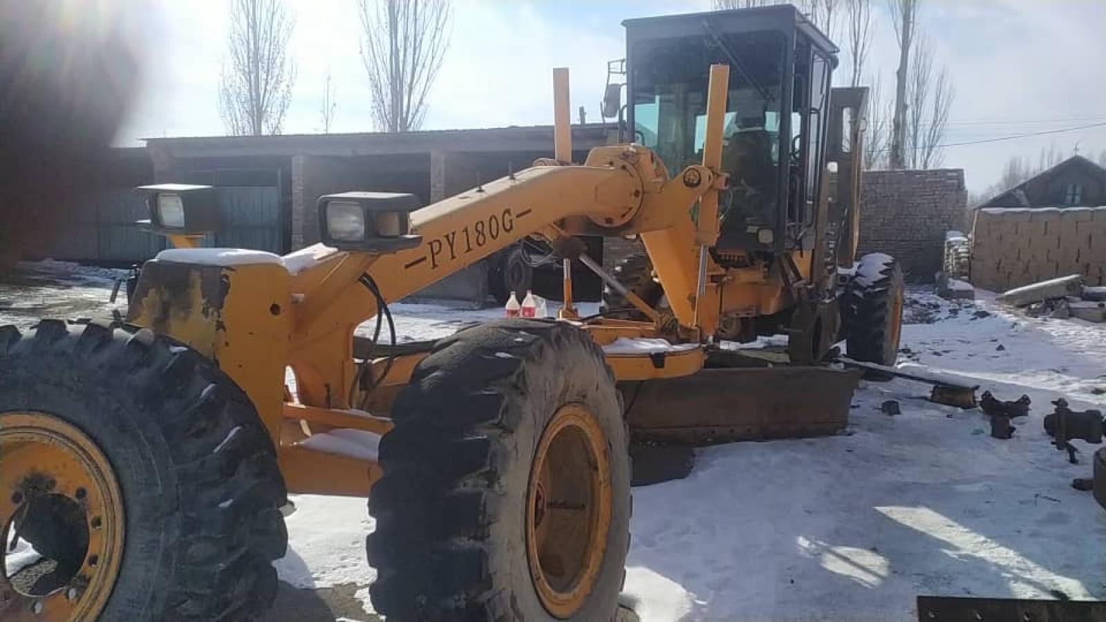 Автогрейдер PY-180