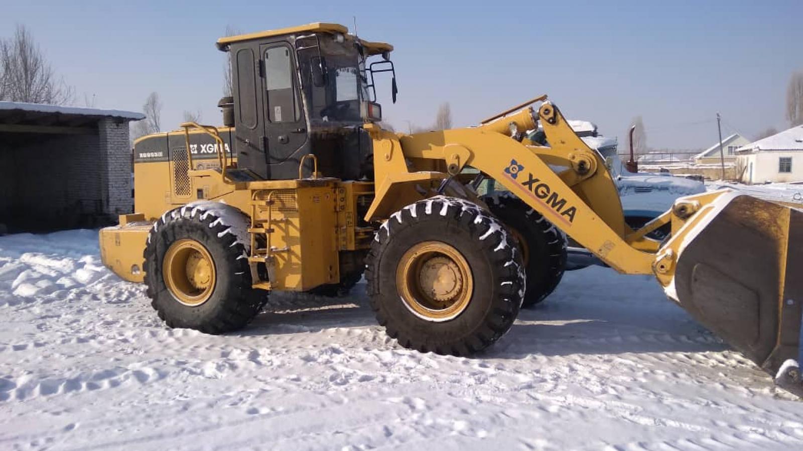 Погрузчик XG 955-III