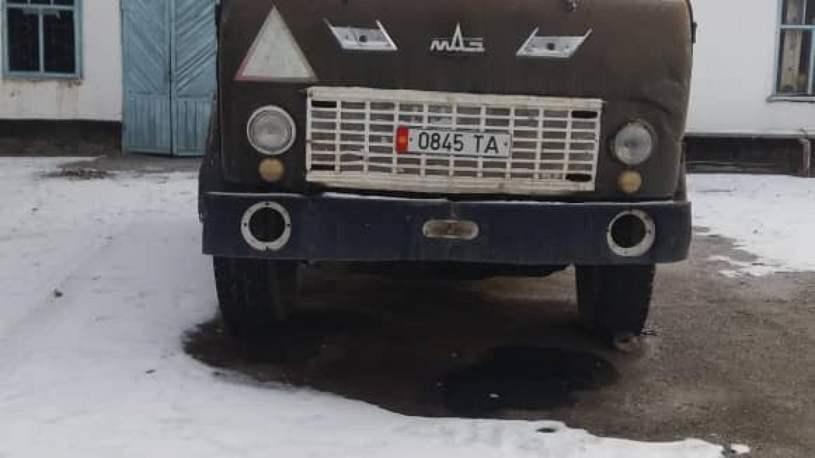 Самосвал   МАЗ-555