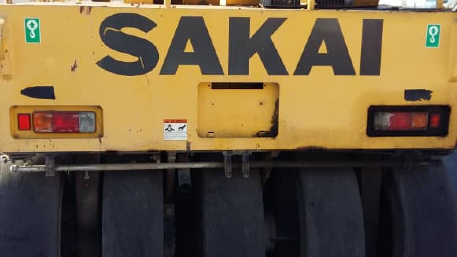 Вальцовый каток  SAKAI SW 800