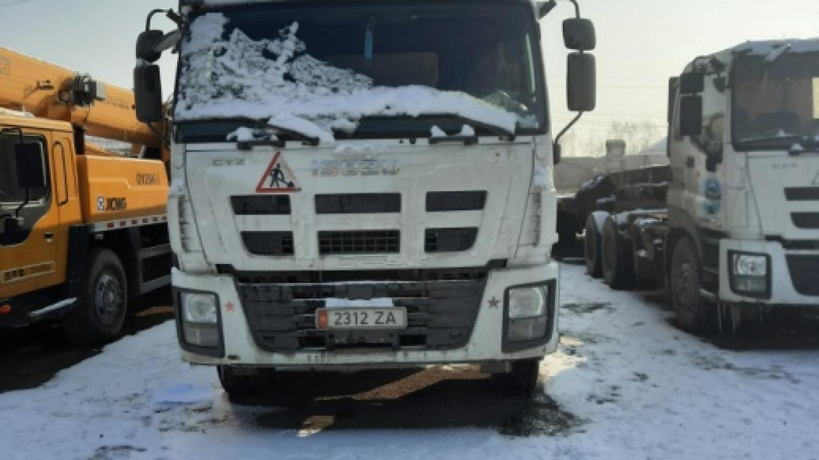 Самосвал ИСУЗИ