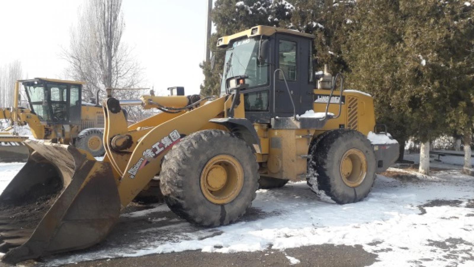 Погрузчик модель LW500FN