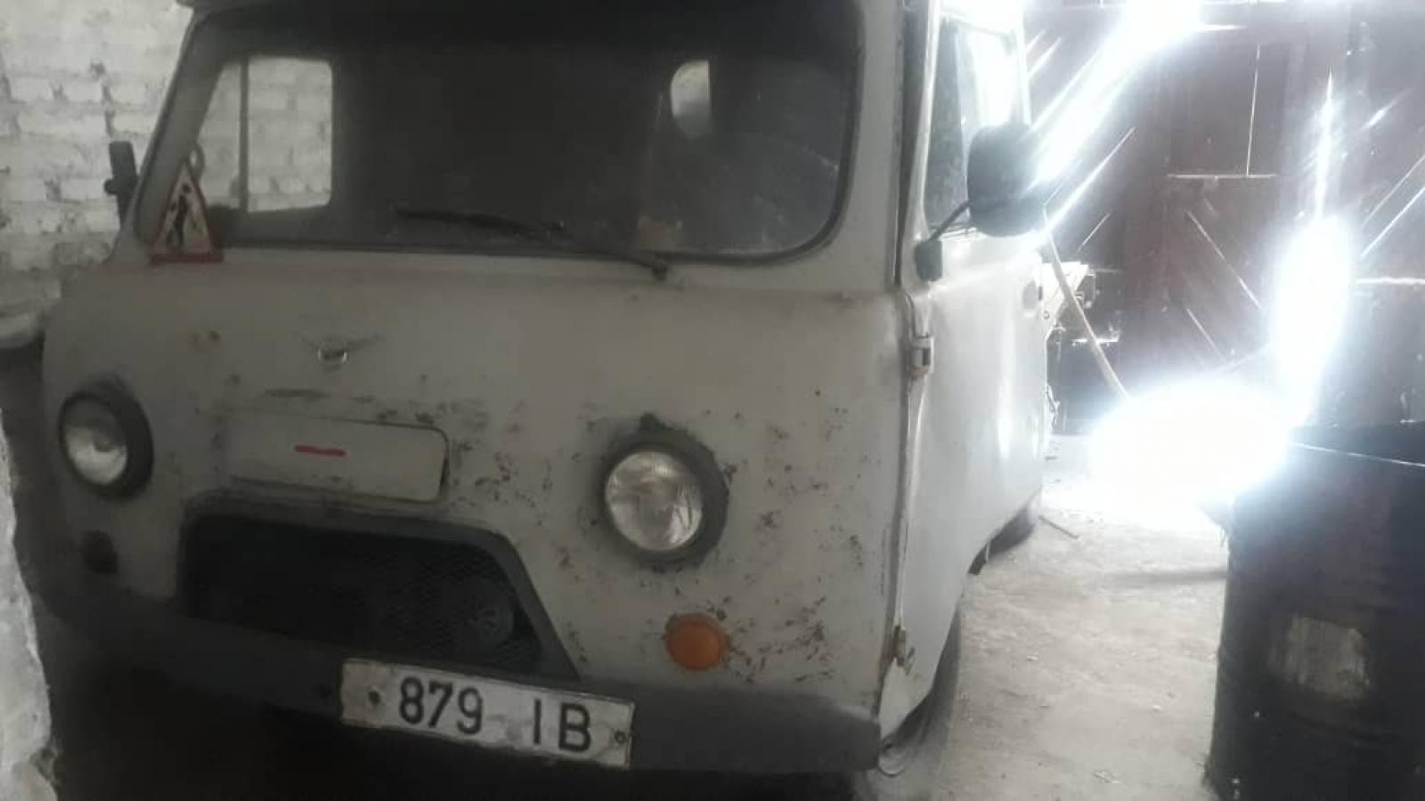 Автомашина  УАЗ-3303