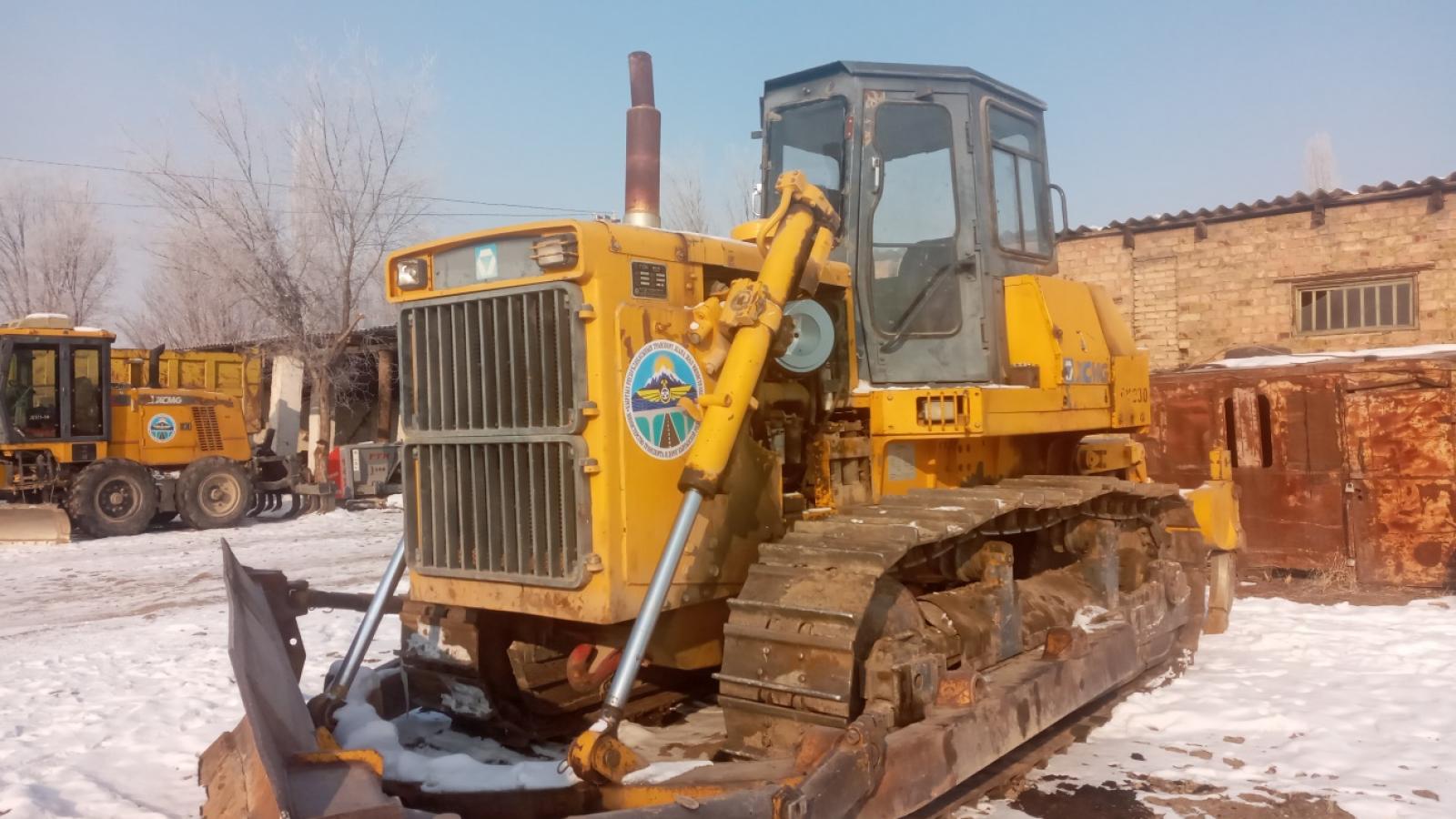 БУЛЬДОЗЕР TY 230