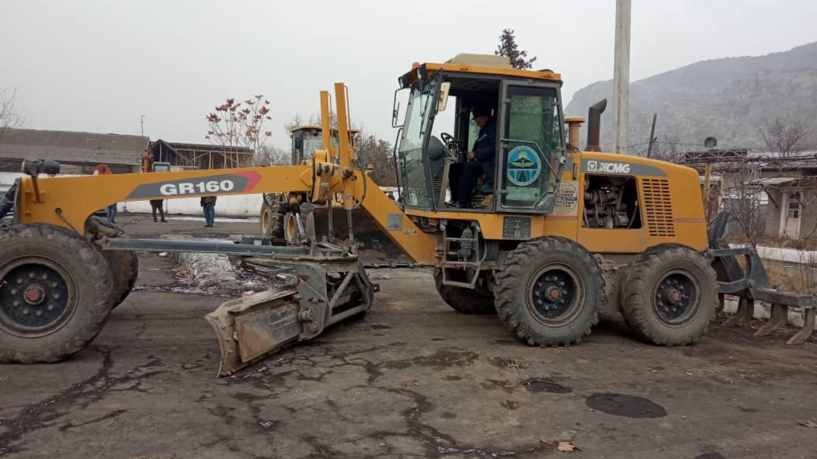 Автогрейдер GR-160