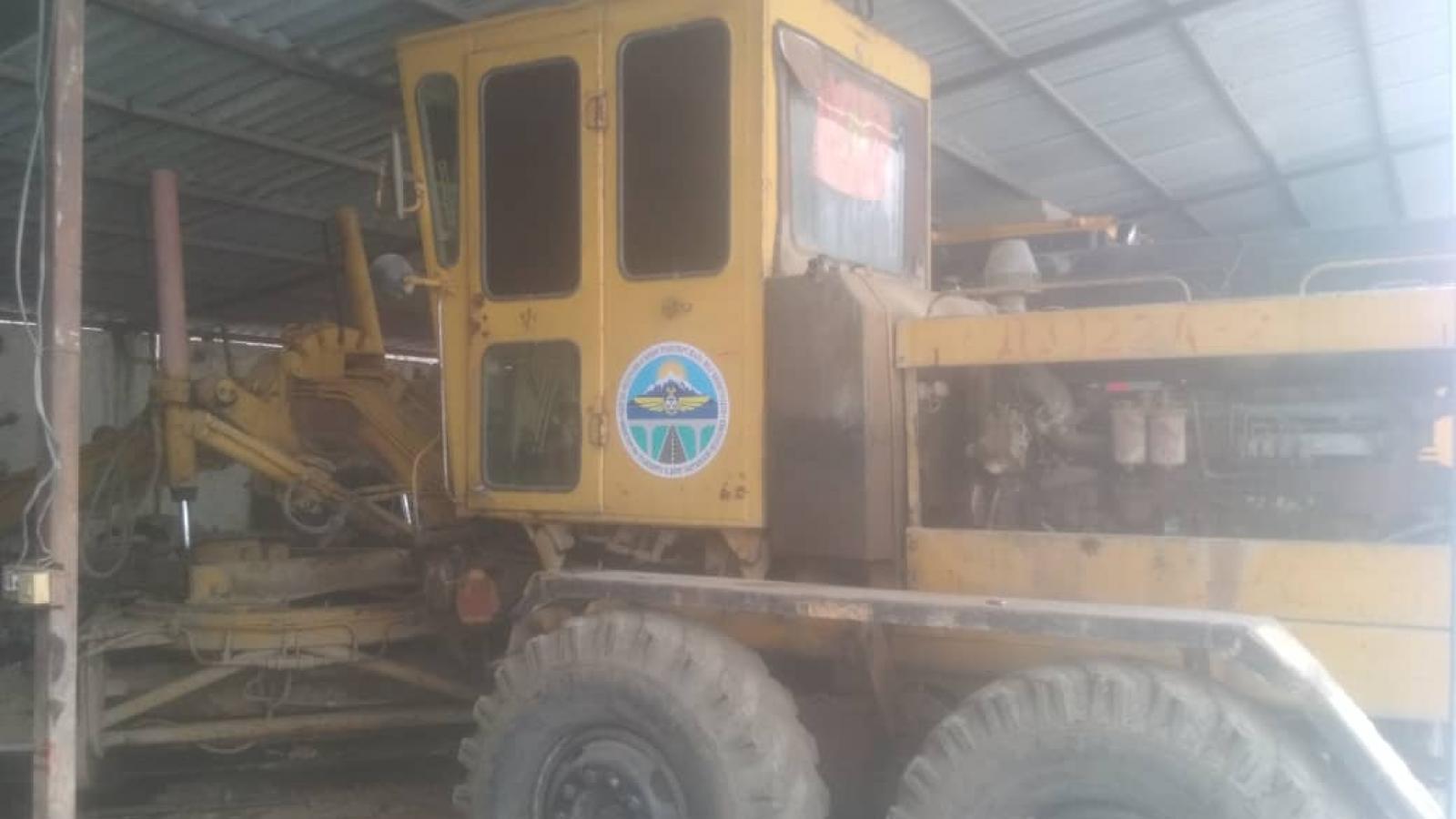 Автогрейдер  модель  ДЗ-122-21