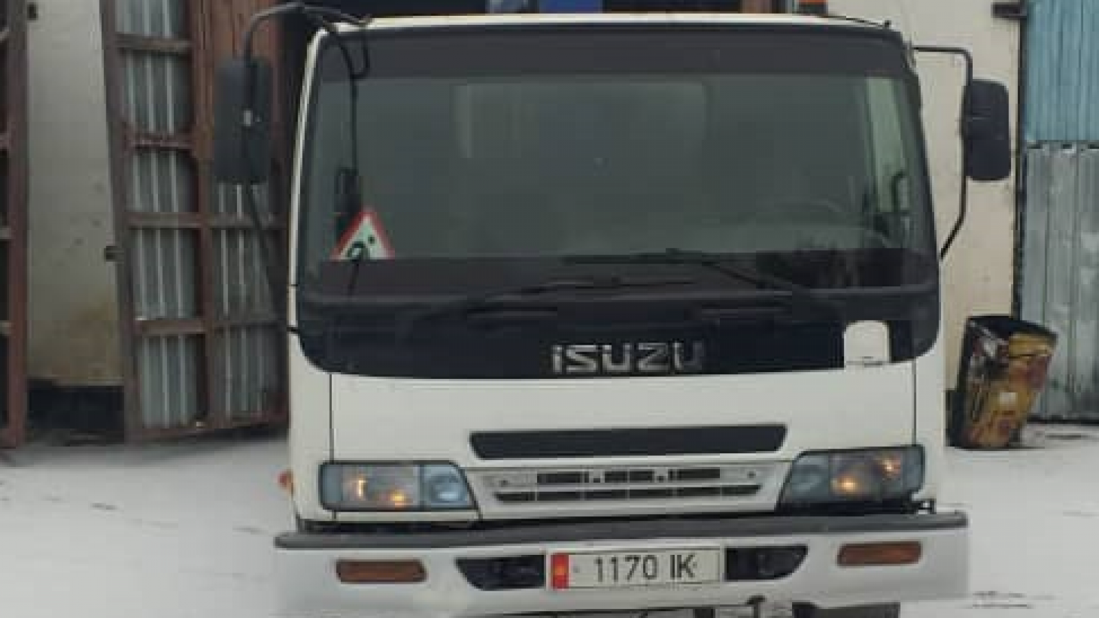 Автомашина ISUZU  кран (манипулятор)