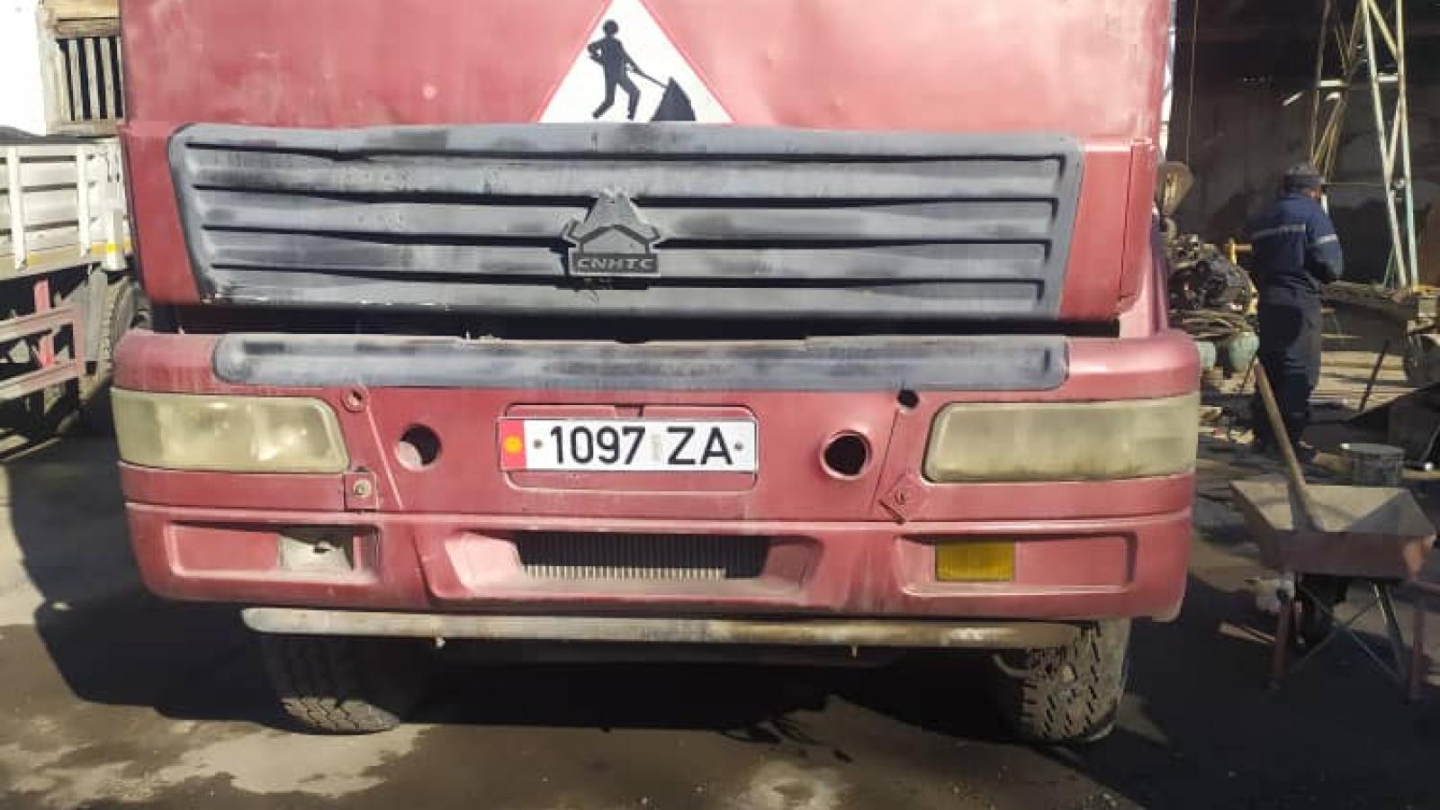 Автосамосвал  Синотрук 