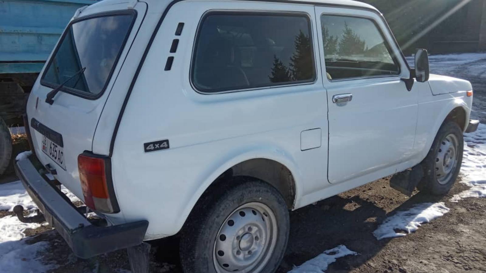 Автомашина  ВАЗ - 21214