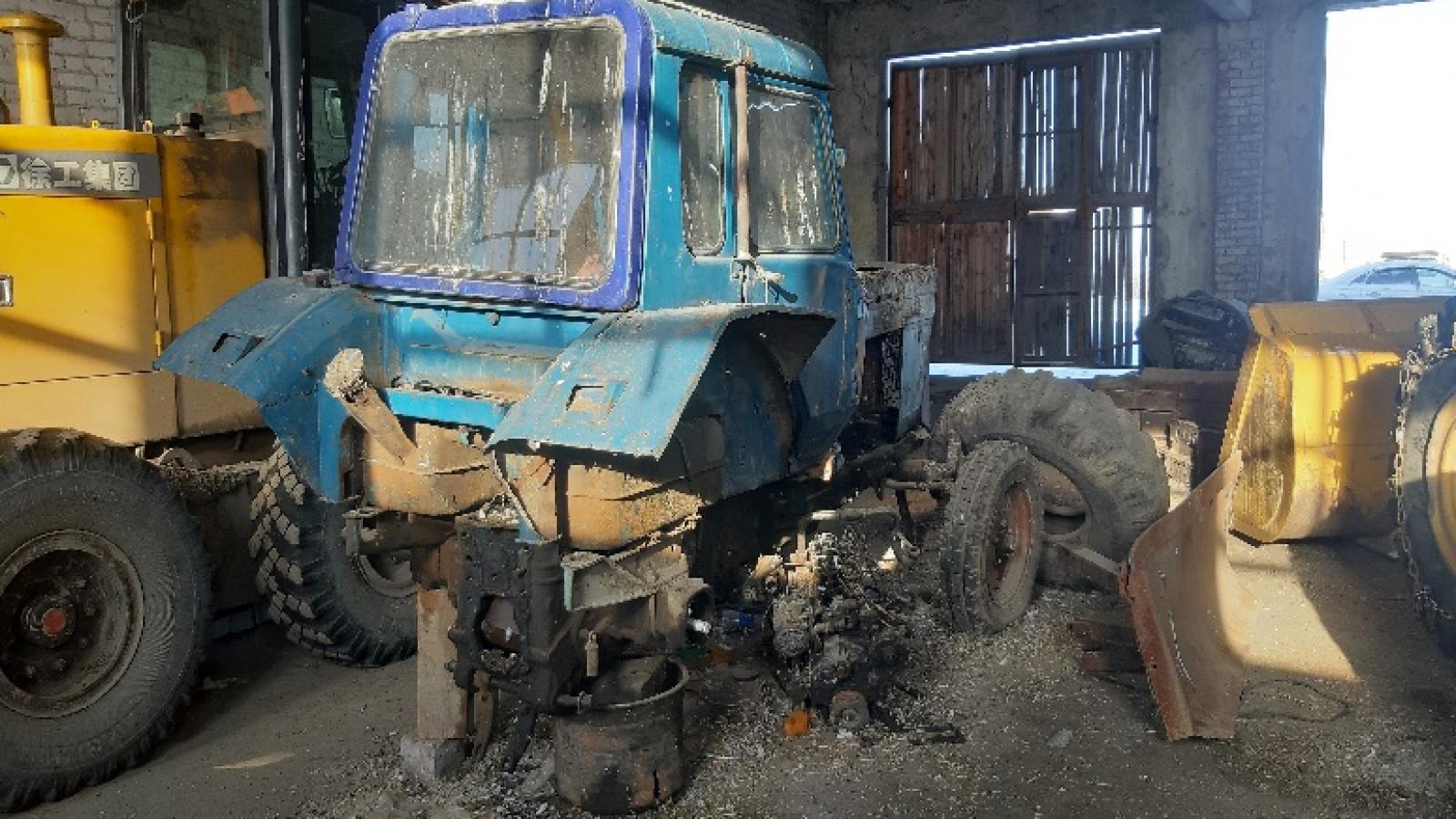 Трактор модель МТЗ-80