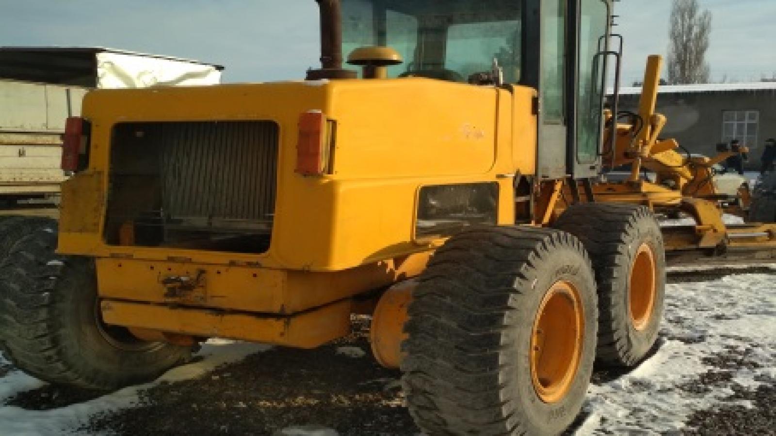 Автогрейдер PY - 180