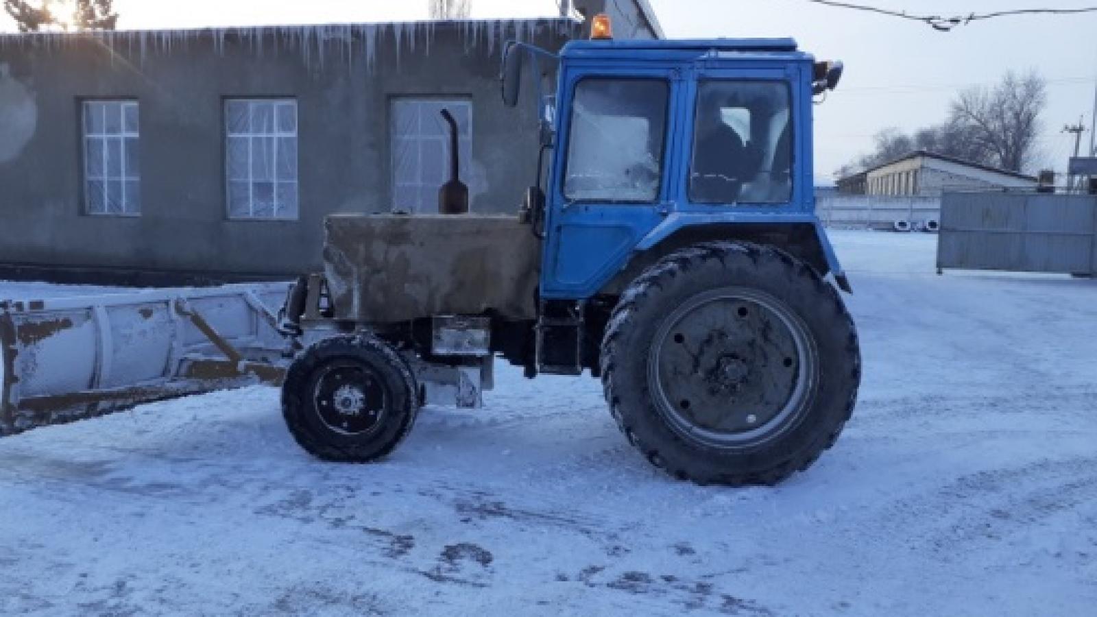 Погрузчик ДЗ-133 на базе МТЗ-82